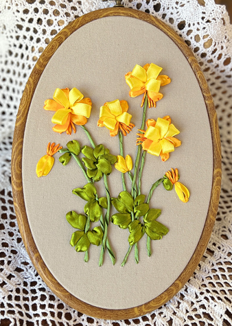 RIBBON EMBROIDERY HANGING PAINTING - WEAVING DREAMS